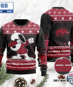 arkansas razorbacks snoopy dabbing ugly christmas sweater 2 91X9P