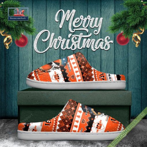 NFL Cincinnati Bengals Christmas Indoor Slip On Slippers